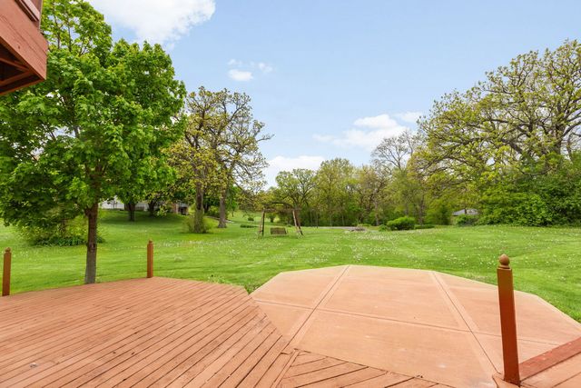 6320 Rowland Road, Huntley, IL 60142