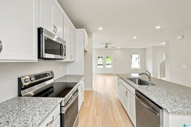 1017 GRAND RIVER BOULEVARD W, Leeds, AL 35094