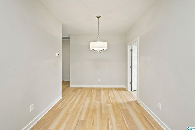 1017 GRAND RIVER BOULEVARD W, Leeds, AL 35094