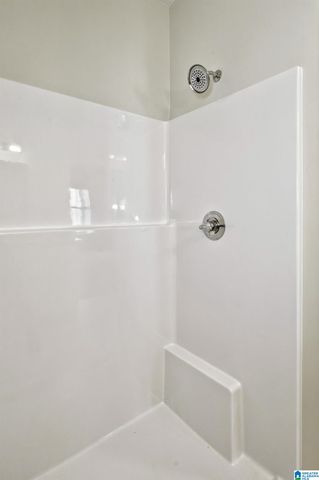1017 GRAND RIVER BOULEVARD W, Leeds, AL 35094