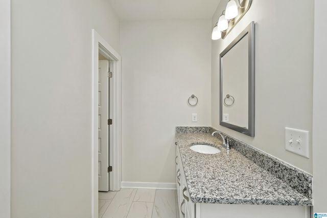 1017 GRAND RIVER BOULEVARD W, Leeds, AL 35094