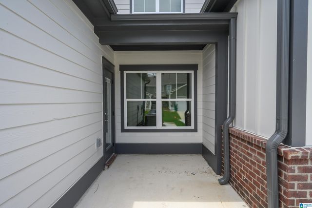1017 GRAND RIVER BOULEVARD W, Leeds, AL 35094