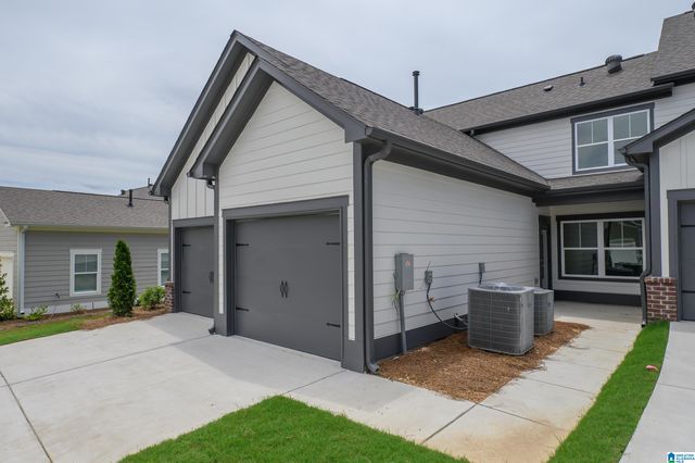 1017 GRAND RIVER BOULEVARD W, Leeds, AL 35094