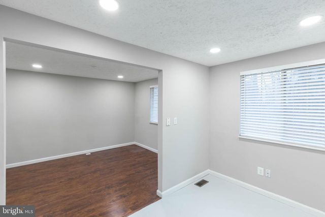 5814 ROCK FOREST CT, Centreville, VA 20121