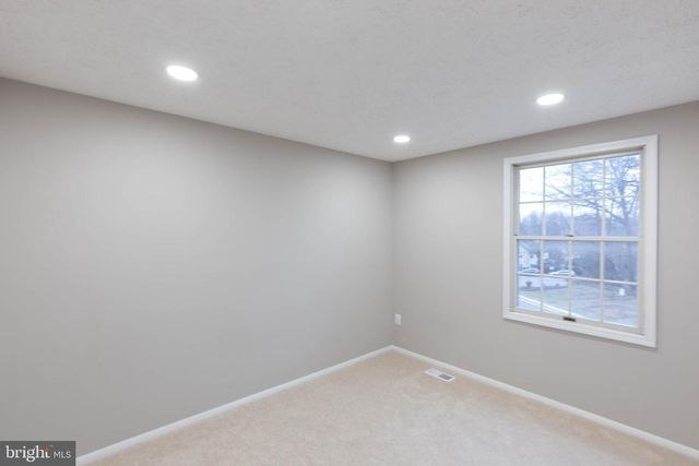 5814 ROCK FOREST CT, Centreville, VA 20121