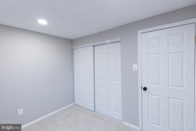 5814 ROCK FOREST CT, Centreville, VA 20121