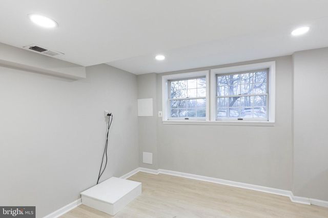 5814 ROCK FOREST CT, Centreville, VA 20121