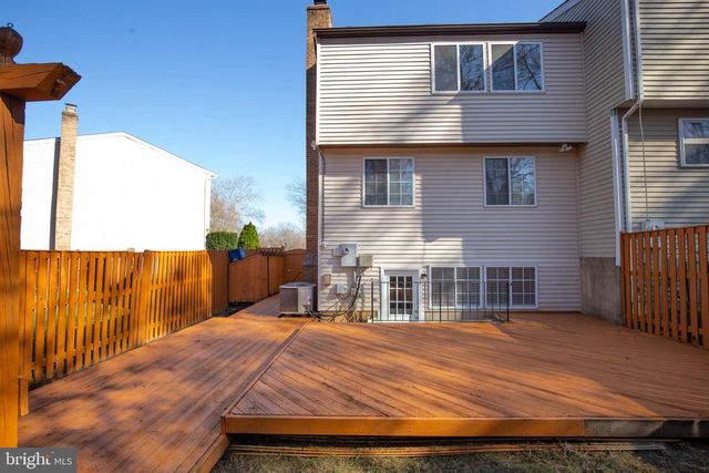 5814 ROCK FOREST CT, Centreville, VA 20121