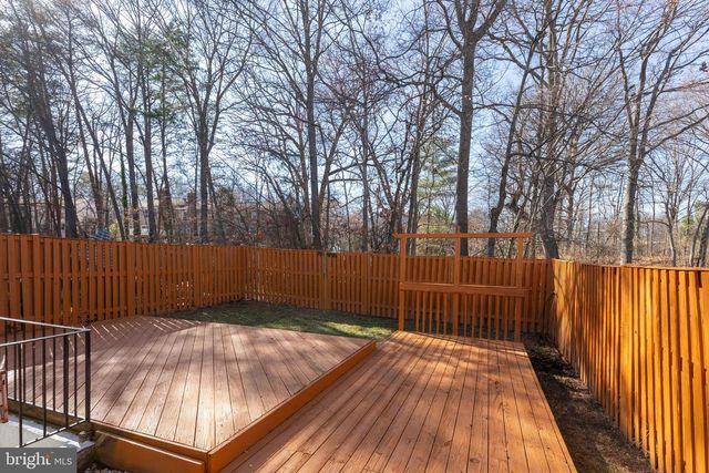 5814 ROCK FOREST CT, Centreville, VA 20121