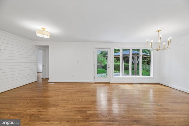 11214 DEWEY RD, Kensington, MD 20895