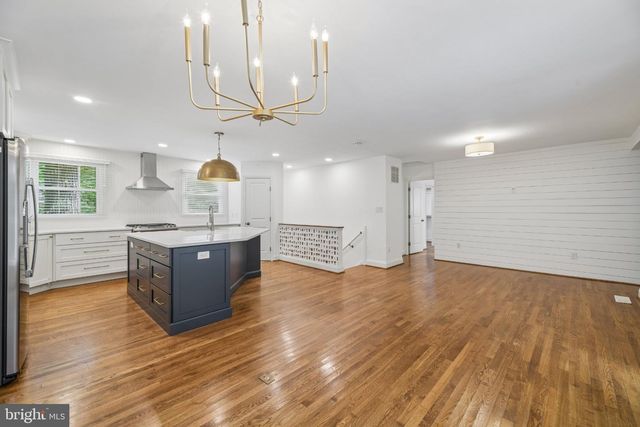11214 DEWEY RD, Kensington, MD 20895