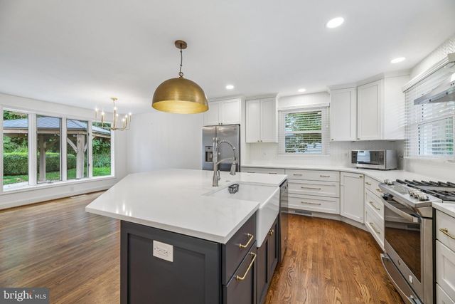 11214 DEWEY RD, Kensington, MD 20895
