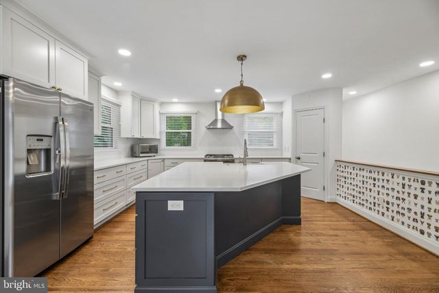 11214 DEWEY RD, Kensington, MD 20895