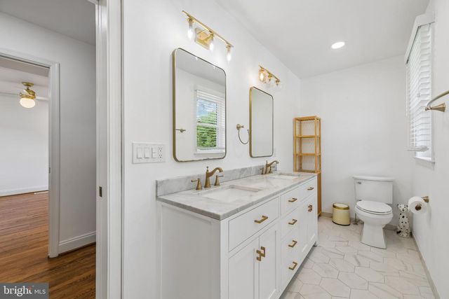 11214 DEWEY RD, Kensington, MD 20895