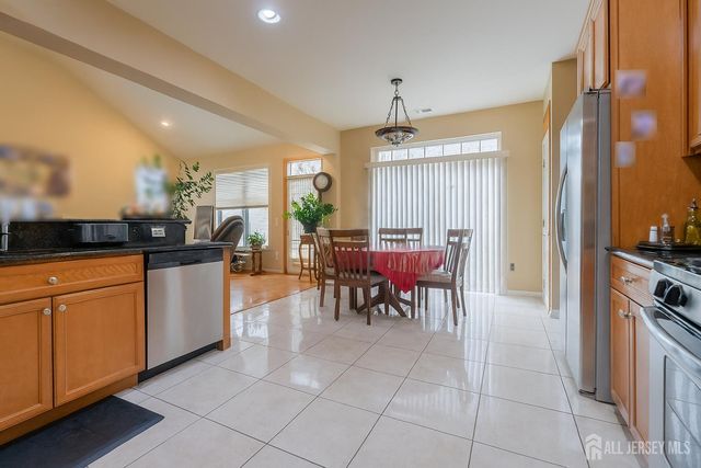 56 Lakehurst Way, Monroe, NJ 08831