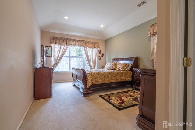 56 Lakehurst Way, Monroe, NJ 08831