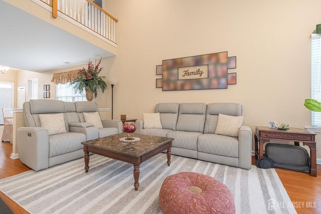 56 Lakehurst Way, Monroe, NJ 08831