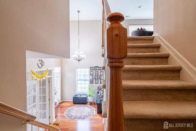 56 Lakehurst Way, Monroe, NJ 08831