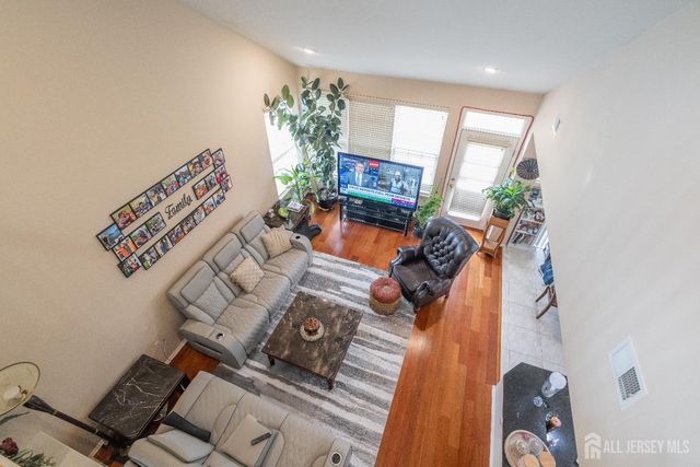 56 Lakehurst Way, Monroe, NJ 08831