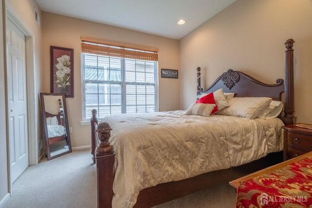 56 Lakehurst Way, Monroe, NJ 08831