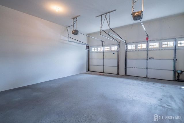 56 Lakehurst Way, Monroe, NJ 08831