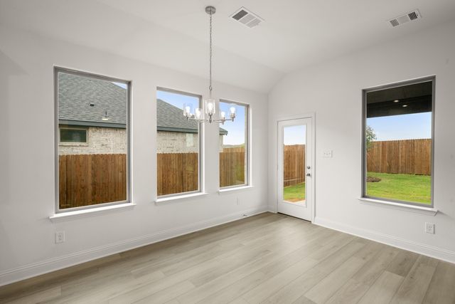 121 Trinity Street, Grandview, TX 76050