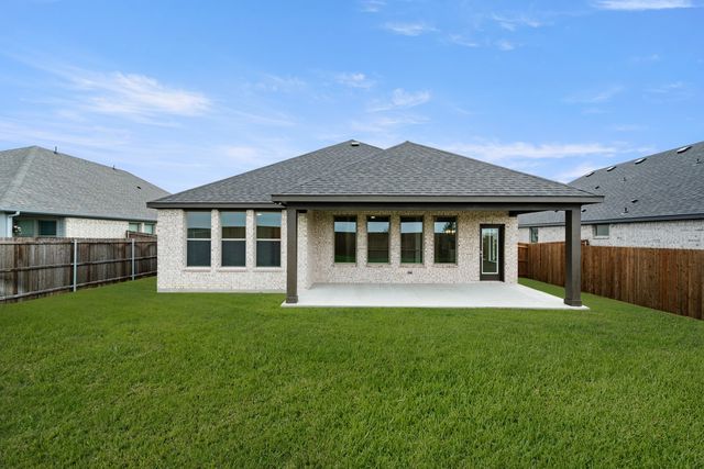 121 Trinity Street, Grandview, TX 76050