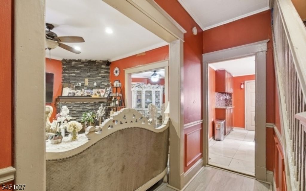 54 E Pennsylvania Ave, Woodbridge Twp., NJ 07001 — photo 3