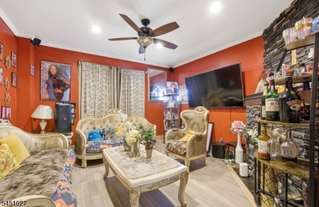 54 E Pennsylvania Ave, Woodbridge Twp., NJ 07001 — photo 4