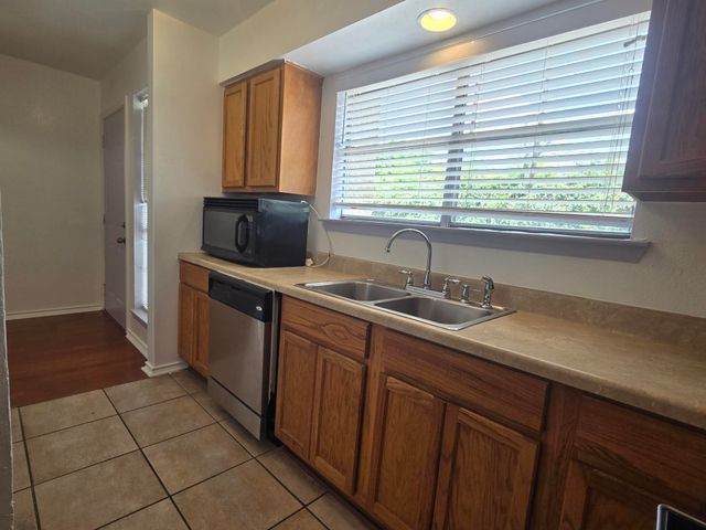 7175 Fair Oaks Avenue 53, Dallas, TX 75231