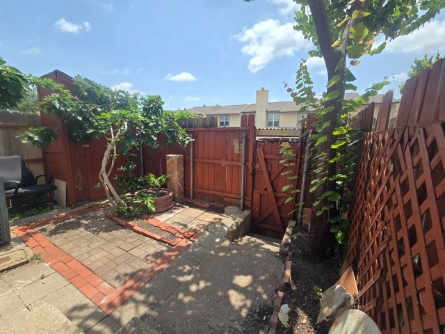 7175 Fair Oaks Avenue 53, Dallas, TX 75231