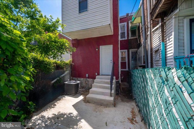 427 W SHUNK ST, Philadelphia, PA 19148