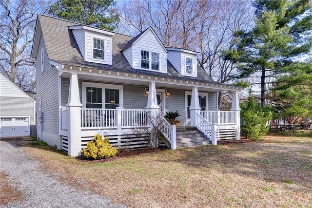 2205 Seaford RD, Seaford, VA 23696