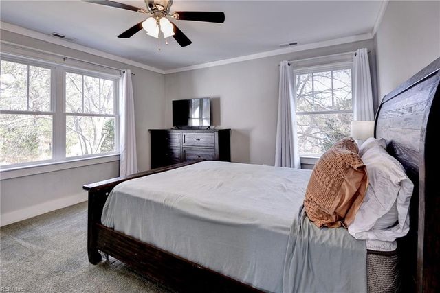 2205 Seaford RD, Seaford, VA 23696