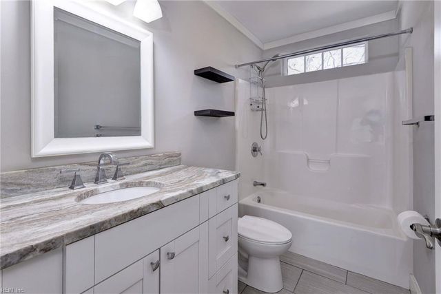 2205 Seaford RD, Seaford, VA 23696