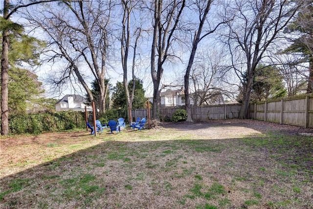 2205 Seaford RD, Seaford, VA 23696