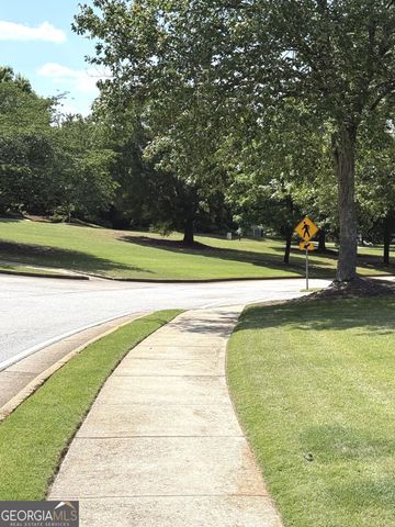 39 The Crescent, Newnan, GA 30263