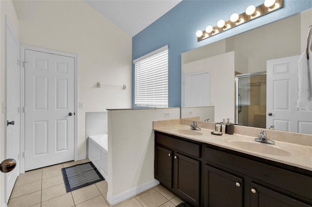 2590 SAND HILL POINT CIRCLE, Davenport, FL 33837