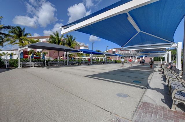 111 Lyndhurst E 111, Deerfield Beach, FL 33442