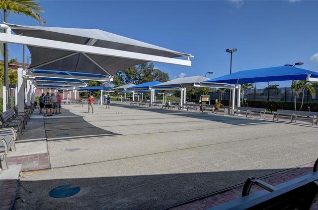 111 Lyndhurst E 111, Deerfield Beach, FL 33442