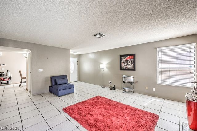 6633 Crosstimber Court, Las Vegas, NV 89108