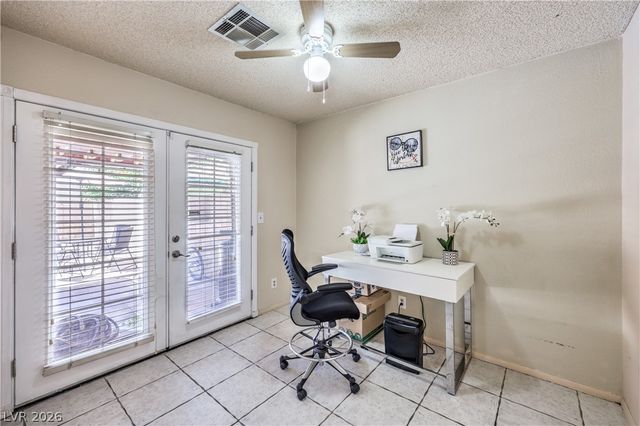 6633 Crosstimber Court, Las Vegas, NV 89108