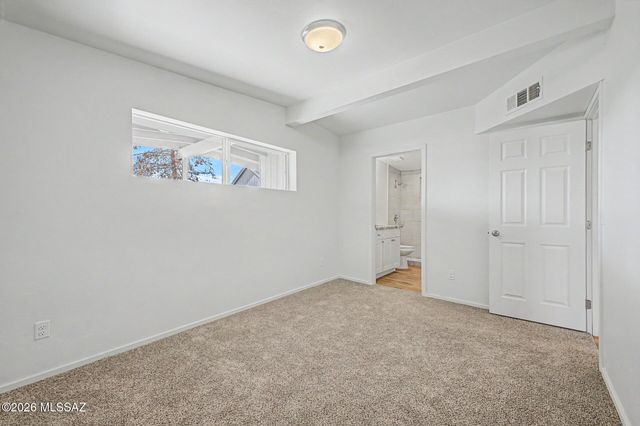 2242 W Calle Comodo, Tucson, AZ 85705