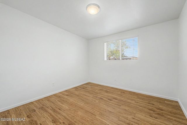 2242 W Calle Comodo, Tucson, AZ 85705