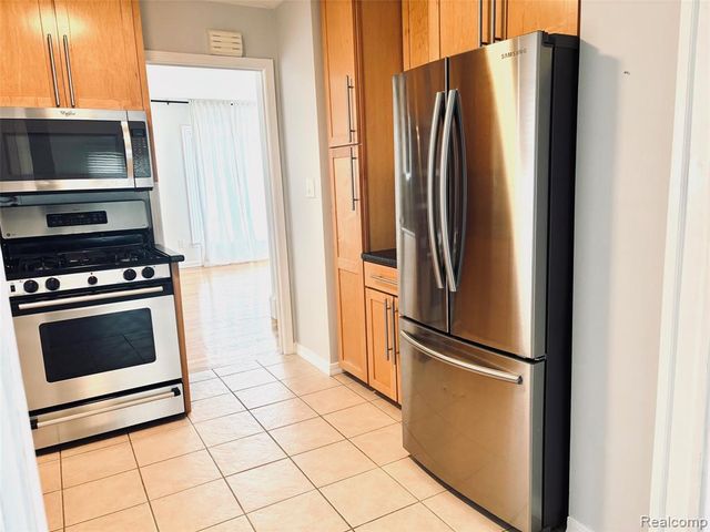 505 S Chocolay Avenue, Clawson, MI 48017