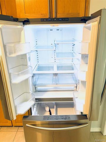 505 S Chocolay Avenue, Clawson, MI 48017