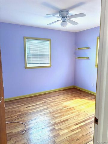 505 S Chocolay Avenue, Clawson, MI 48017