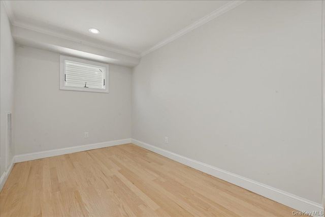 38 Bobolink Lane, Levittown, NY 11756