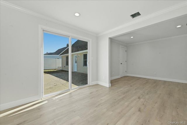 38 Bobolink Lane, Levittown, NY 11756