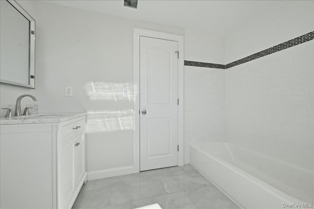 38 Bobolink Lane, Levittown, NY 11756